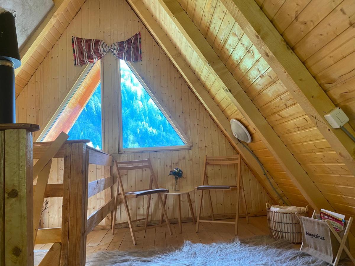 Cabanutze Satic Villa Rucăr Екстериор снимка
