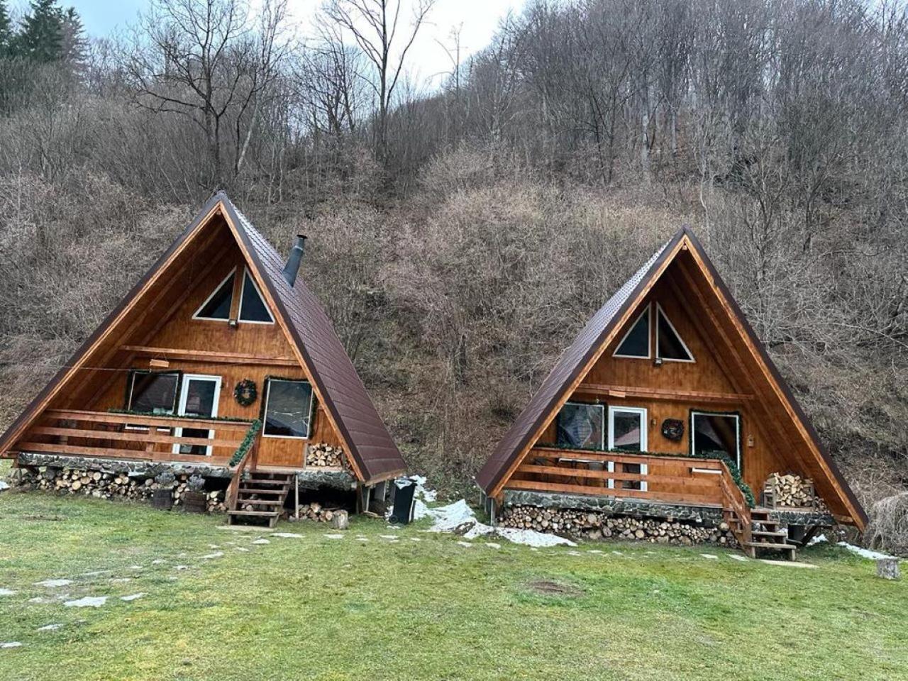 Cabanutze Satic Villa Rucăr Екстериор снимка