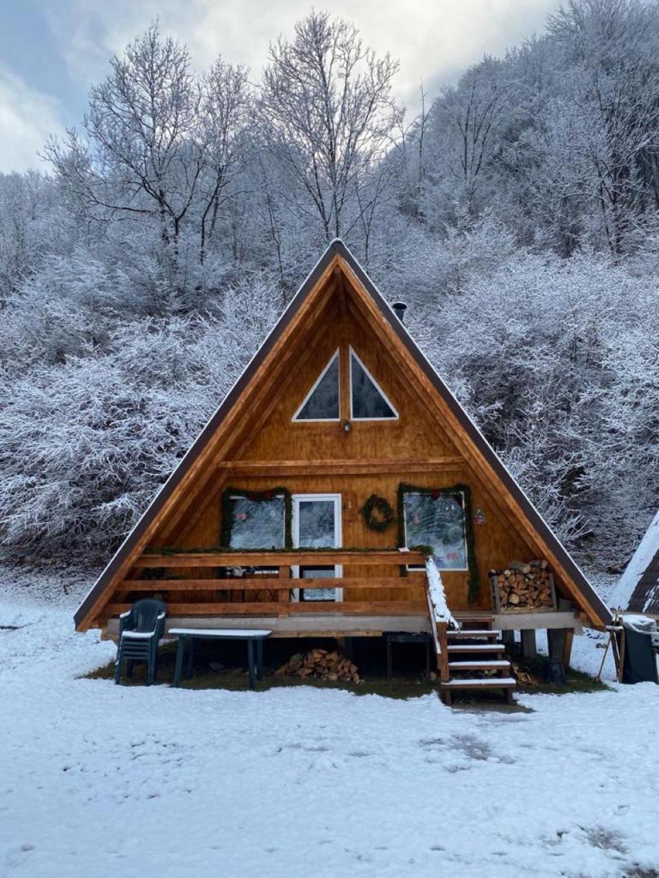 Cabanutze Satic Villa Rucăr Екстериор снимка