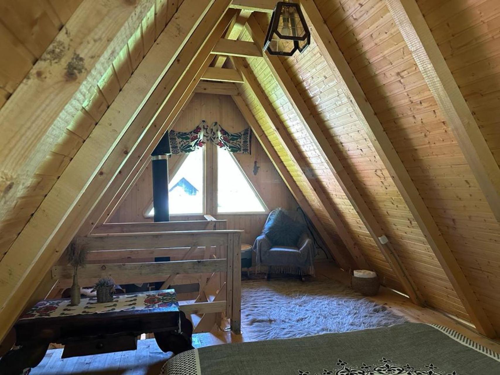 Cabanutze Satic Villa Rucăr Екстериор снимка