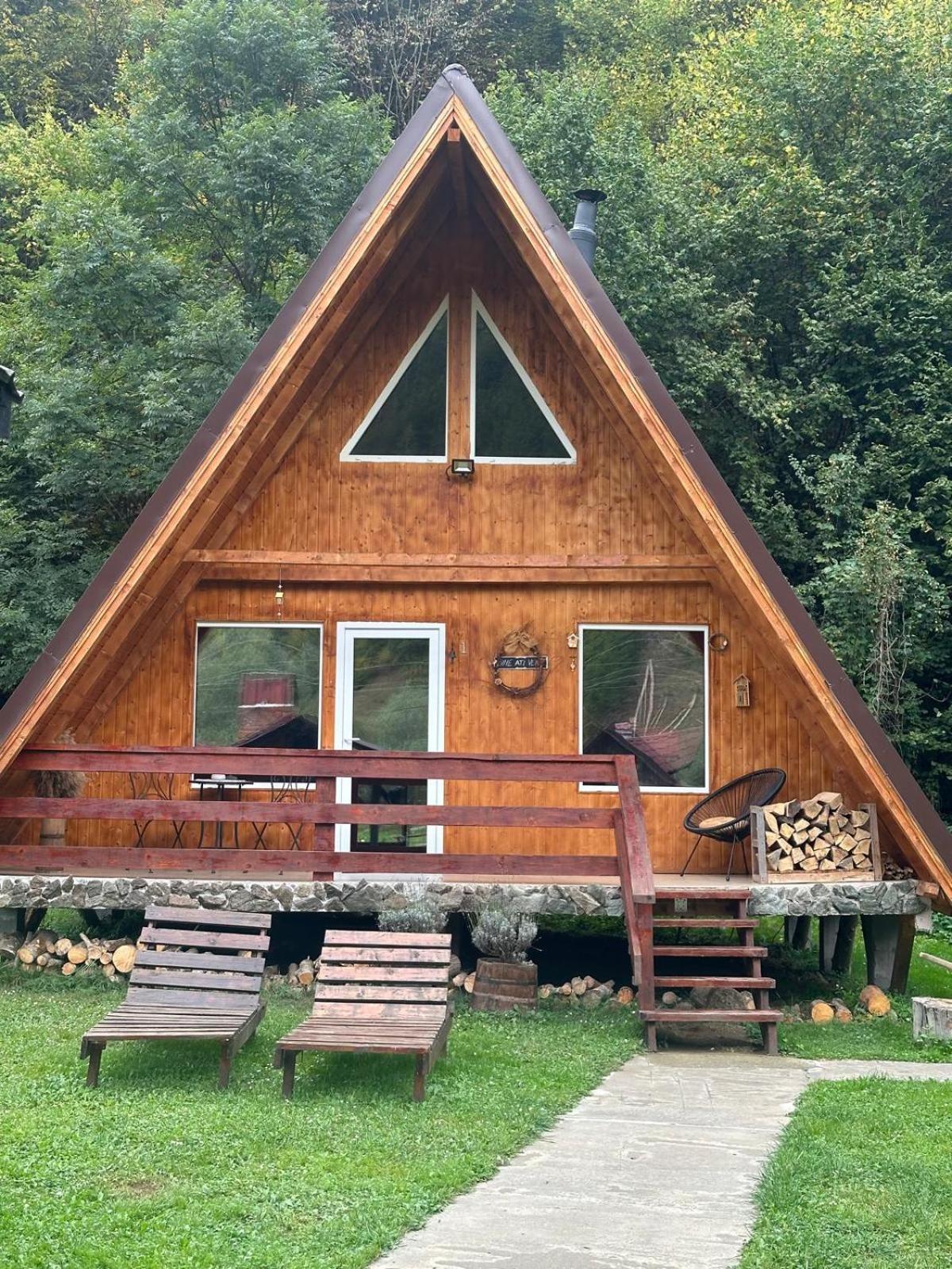 Cabanutze Satic Villa Rucăr Екстериор снимка